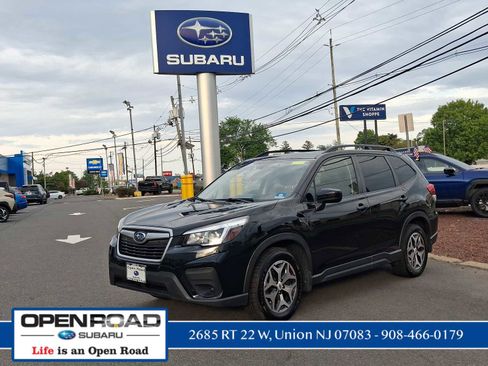 Used 2020 Subaru Forester Premium AWD/4WD image 2