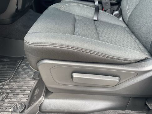 New 2026 RAM 1500 Laramie AWD/4WD image 13