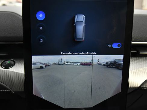 Used 2023 Ford Mustang Mach-E Select image 24