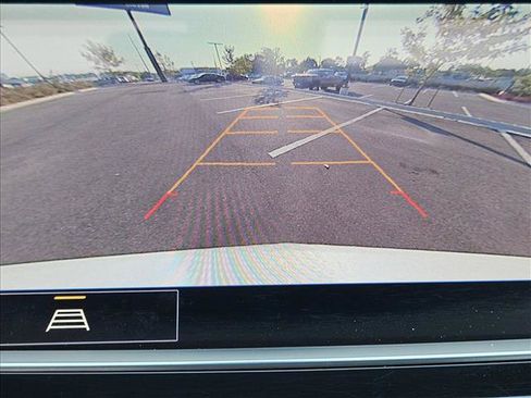 Used 2024 Cadillac XT6 Luxury w/ LPO, Floor Liner Package AWD/4WD image 13