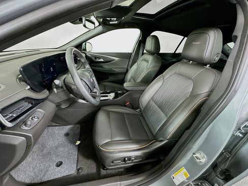Used 2024 Buick Envista Avenir FWD image 20