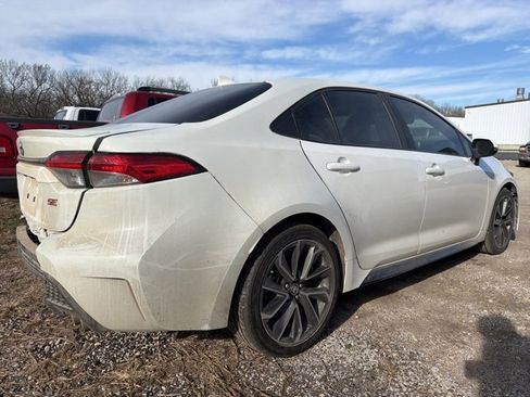 Used 2020 Toyota Corolla SE image 4