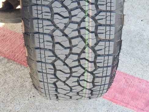 Used 2024 Chevrolet Silverado 1500 LT Trail Boss w/ Convenience Package II image 20