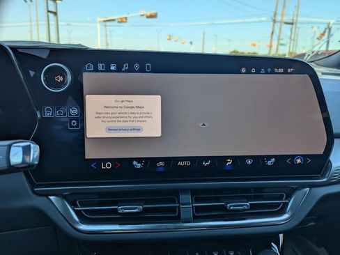 New 2026 Chevrolet Equinox EV LT image 19