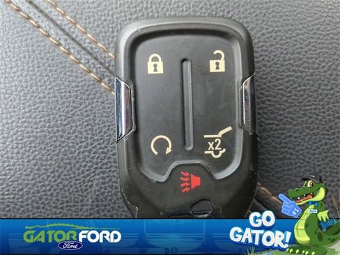 Used 2022 GMC Terrain AT4 w/ Infotainment Package II image 38