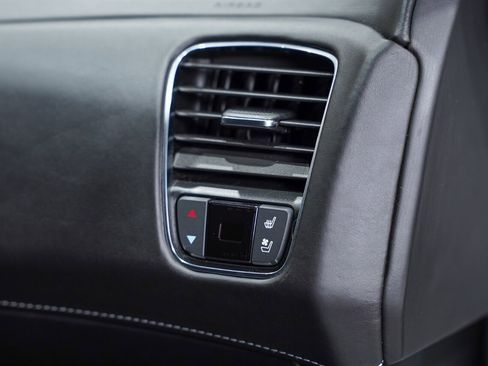 Used 2016 Chevrolet Corvette Z06 w/ 3LZ Preferred Equipment Group image 59