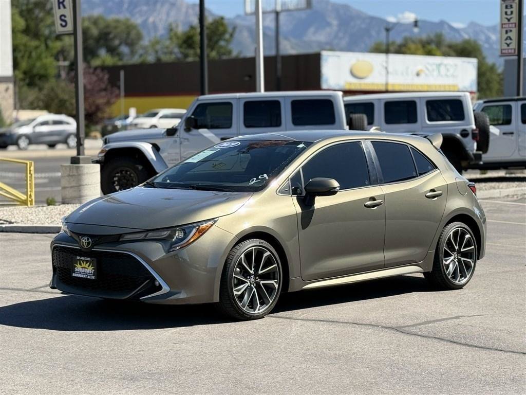 Used 2019 Toyota Corolla XSE FWD image 3