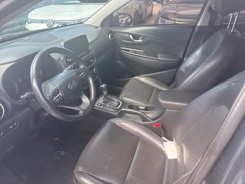 Used 2020 Hyundai Kona Limited FWD image 2