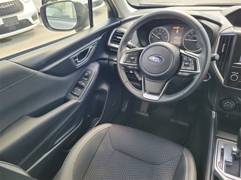 Used 2024 Subaru Forester Premium image 21