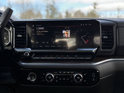 Used 2023 GMC Sierra 1500 SLE image 20