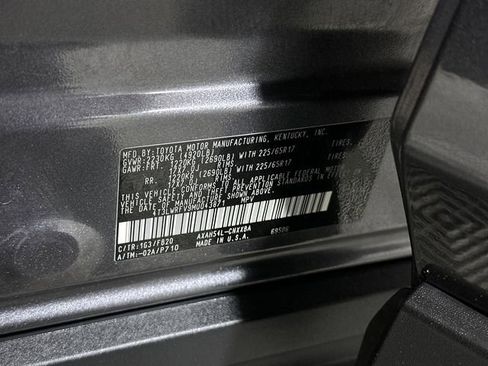 Used 2021 Toyota RAV4 LE AWD/4WD image 35