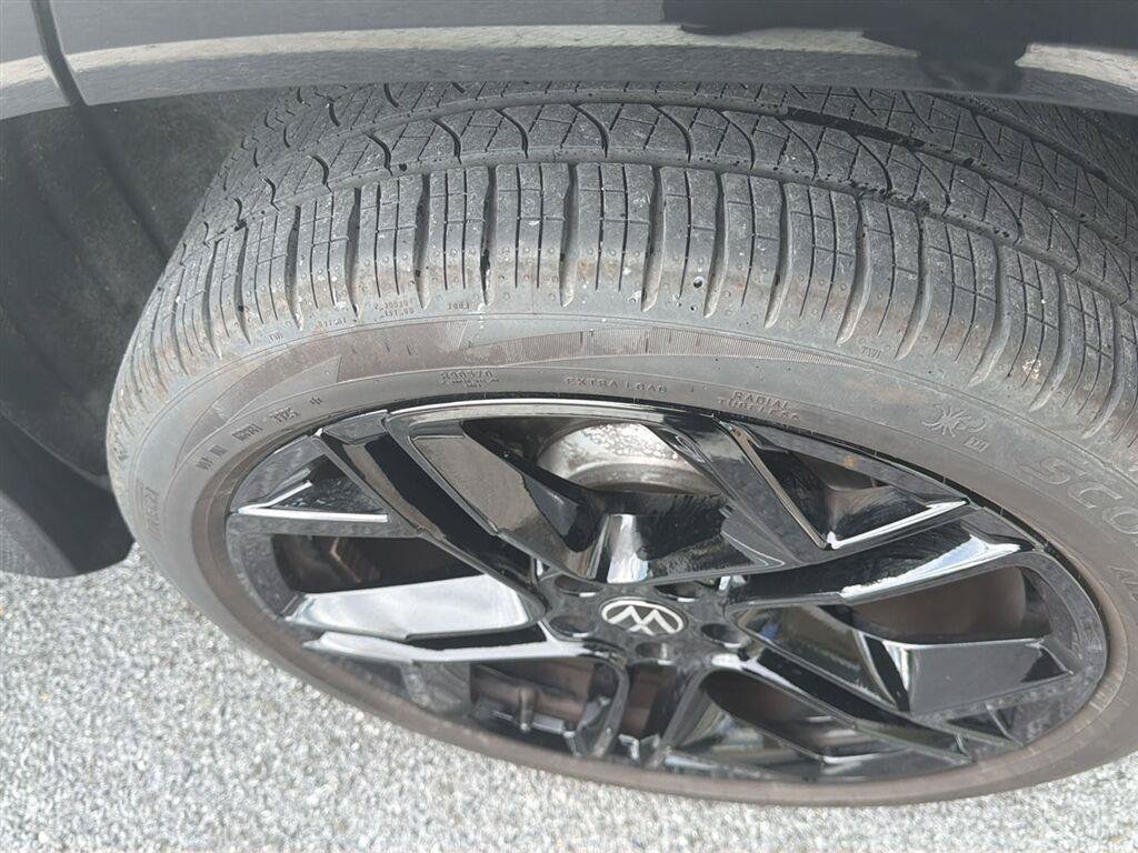Used 2026 Volkswagen Tiguan SE R-Line AWD/4WD image 10