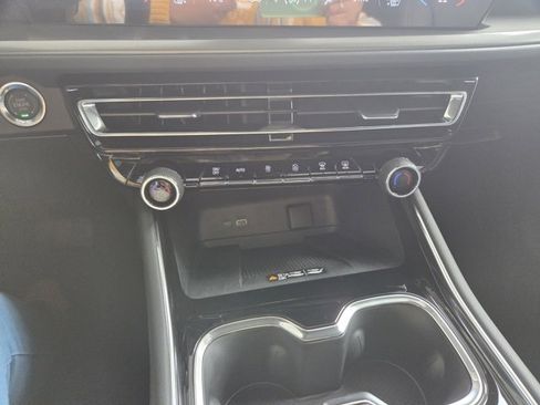 New 2026 Chevrolet Traverse LT w/ Sun and Wheel Package image 32