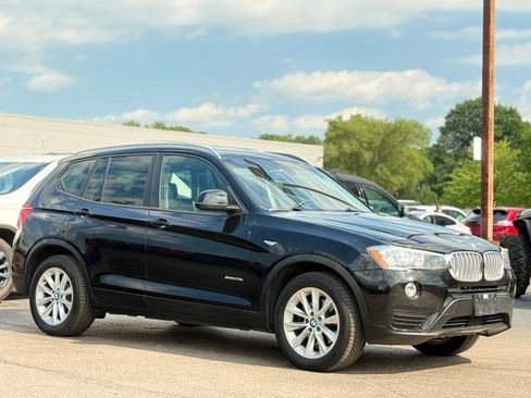 Used 2017 BMW X3 xDrive28i AWD/4WD image 33