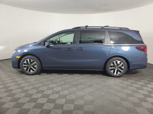 New 2026 Honda Odyssey EX-L image 7