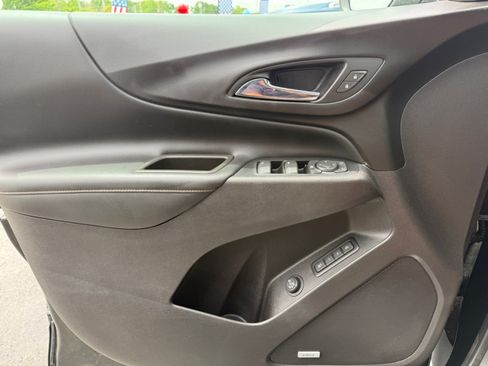 Used 2019 Chevrolet Equinox Premier FWD image 35
