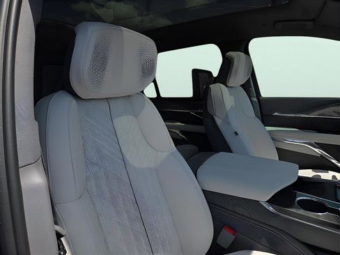 New 2026 Cadillac Escalade IQ Sport 1 w/ LPO, Floor Liner Package image 27