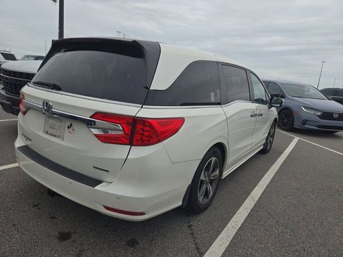 Used 2019 Honda Odyssey Touring image 5