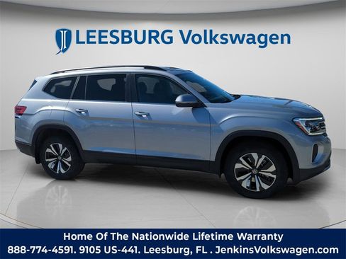 New 2026 Volkswagen Atlas SE image 2