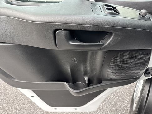 Used 2023 RAM ProMaster 2500 FWD image 16