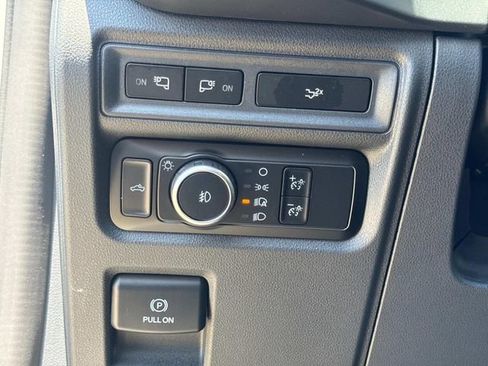 Used 2024 Ford F150 XLT w/ Equipment Group 302A MID RWD image 28
