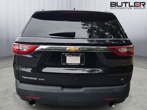 Used 2021 Chevrolet Traverse LT AWD/4WD image 11