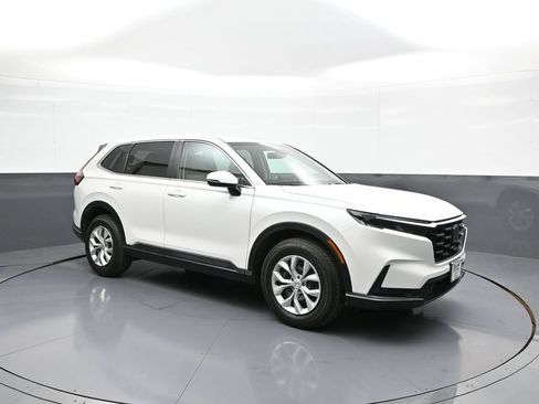 Certified 2025 Honda CR-V LX image 4