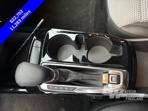 Used 2025 Chevrolet Trax LT image 20