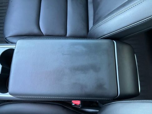 Used 2021 Tesla Model 3 Performance image 34