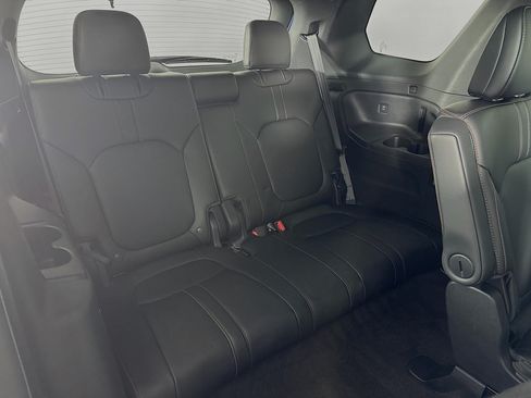 Certified 2024 Honda Pilot TrailSport image 27