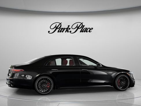 New 2026 Mercedes-Benz S 63 AMG S image 23