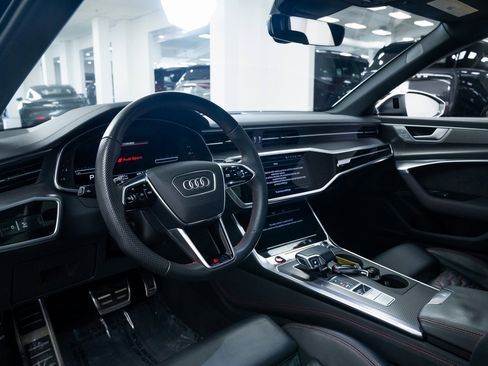 Used 2021 Audi RS 6 image 21