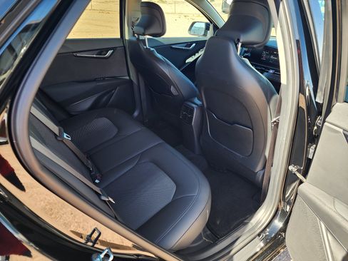 Used 2023 Kia Niro EX FWD image 13