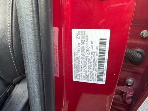 Used 2024 Honda Pilot Touring image 10