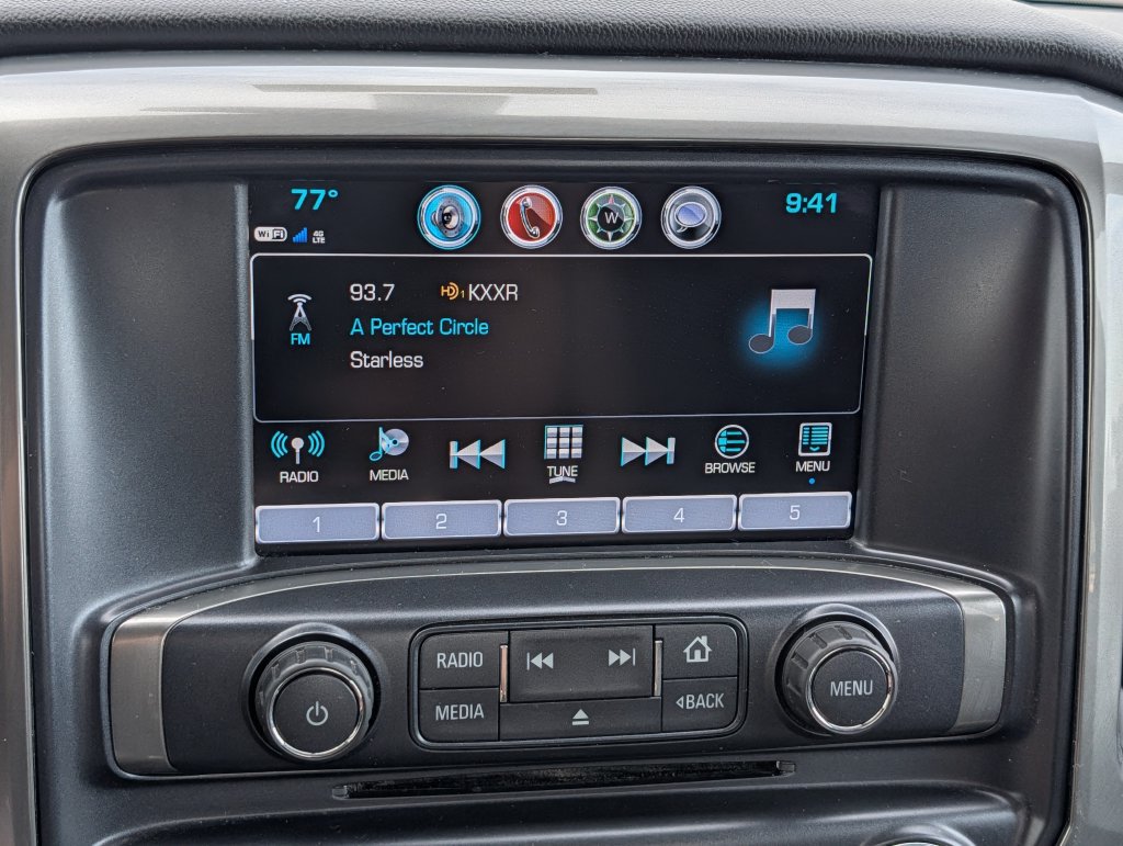 Used 2018 Chevrolet Silverado 1500 LT w/ All Star Edition AWD/4WD image 23