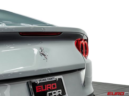 Used 2022 Ferrari 812 GTS RWD image 25