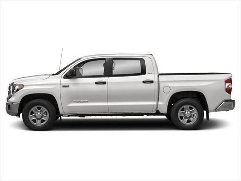 Used 2020 Toyota Tundra SR5 w/ TRD Off-Road Package AWD/4WD image 15