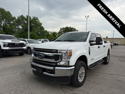 Used 2021 Ford F250 XLT w/ FX4 Off-Road Package AWD/4WD image 19