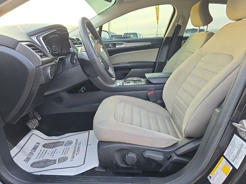 Used 2019 Ford Fusion S image 15