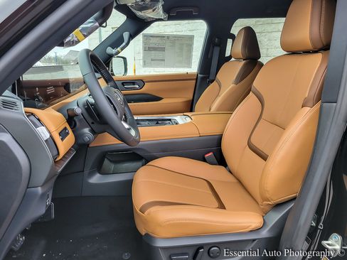 New 2026 Nissan Armada SL w/ Captain's Chari Seat Package image 8