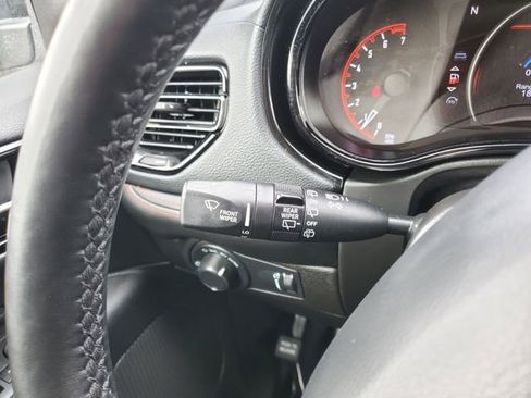 Used 2023 Dodge Durango GT image 15