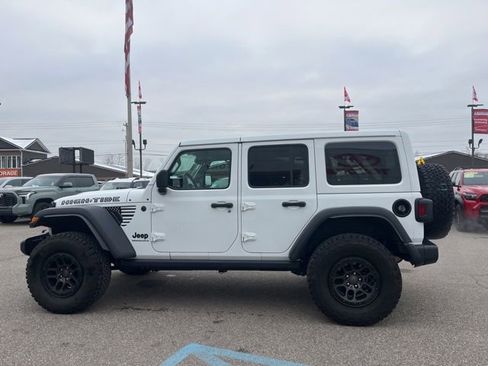 Used 2023 Jeep Wrangler Unlimited Sport image 7