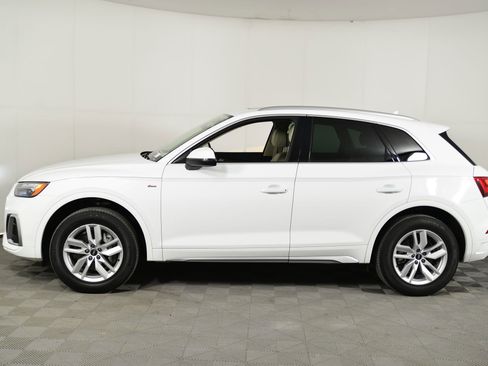 Used 2022 Audi Q5 2.0T Premium image 2