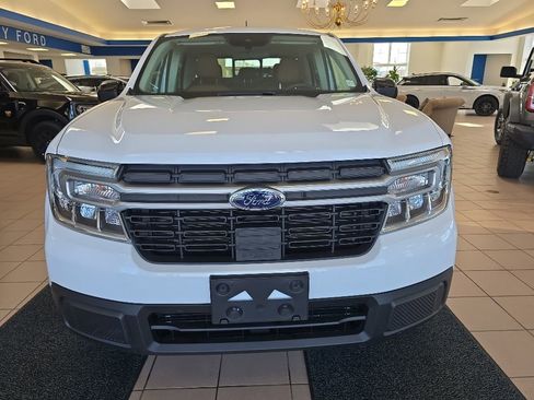 Used 2024 Ford Maverick Lariat FWD image 11