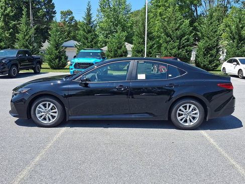 New 2026 Toyota Camry LE FWD image 9