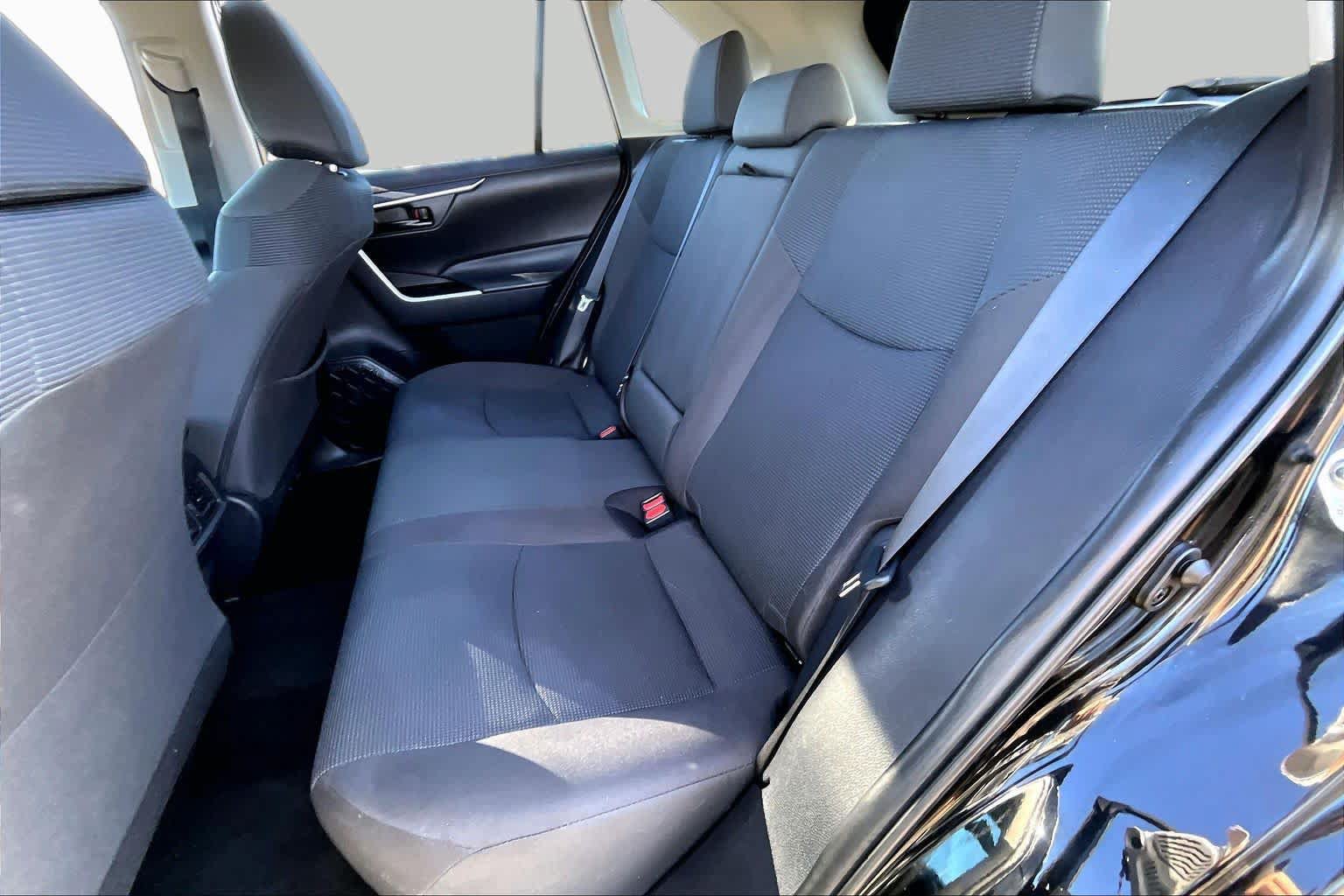 Certified 2025 Toyota RAV4 LE AWD/4WD image 20