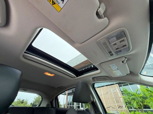 Used 2022 Honda HR-V EX image 19