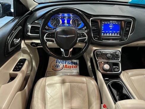 Used 2016 Chrysler 200 C FWD image 27