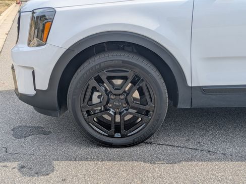 Used 2025 Kia Telluride EX X-Line image 34