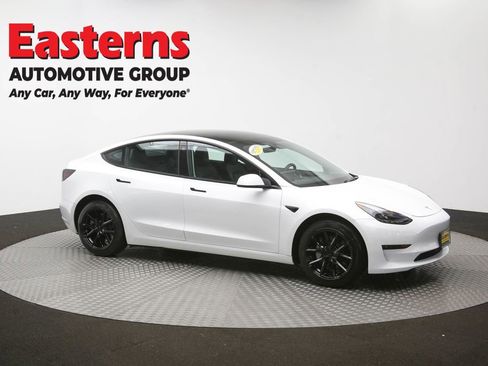 Used 2023 Tesla Model 3 Standard Range RWD image 42